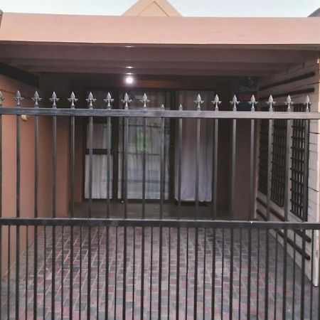 شقة Victoria'S Rest Windsor Park المظهر الخارجي الصورة